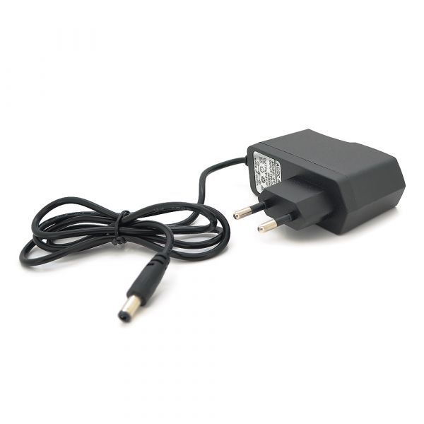 
					Імпульсний блок живлення 5В 1А (5Вт) JB-0510 штекер 5.5 / 2.5 довжина 1м Q250