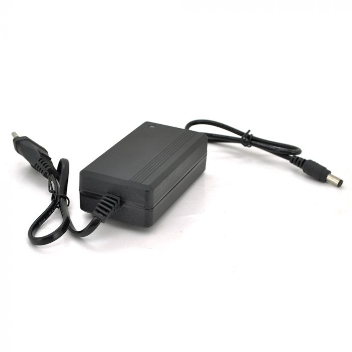 
					Імпульсний блок живлення 5В 2А (10Вт) ZH-0502000 BIG штекер 5.5 / 2.1 довжина 0,3м Q250