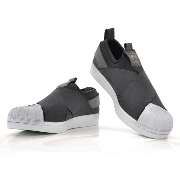 
					Спортивне взуття REMAX Leisure Shoes for Female