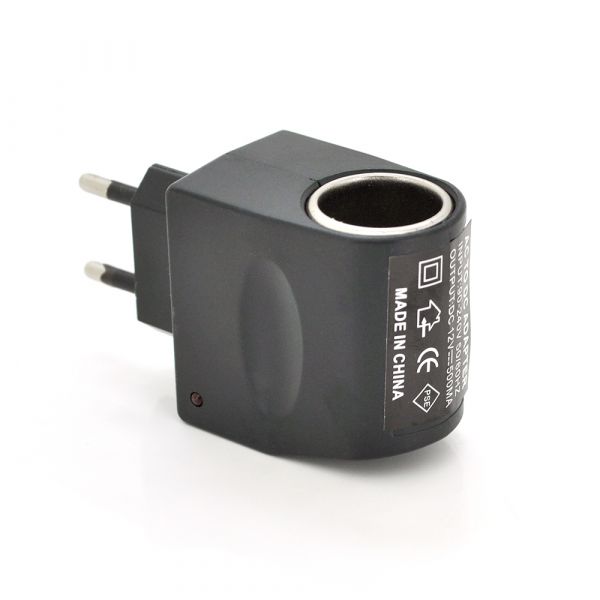 
					Адаптер перехідник прикурювач 220В на 12В 0,5А