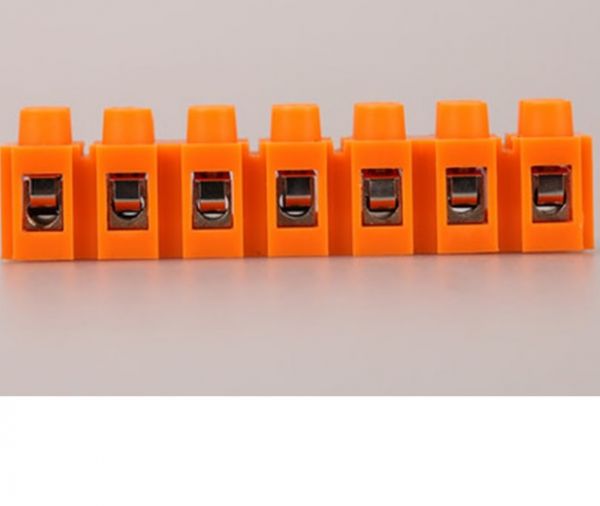 
					Клемний блок H2519-7P 36A / 660V, матеріал мідь, перетин дроту 0.5-6мм2