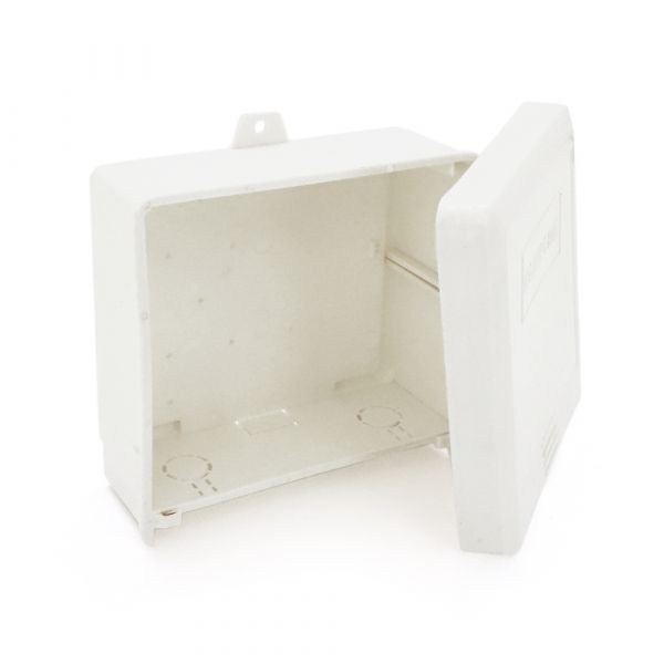 
					Навісна електрична шафа PiPo PP- 700, корпус пластик, 160х55х150 мм (Ш*Г*В)