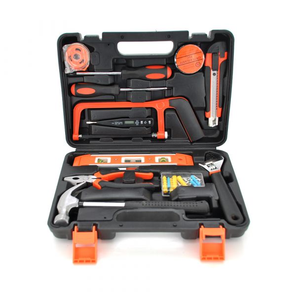 
					Набір побутових інструментів з 13 предметів, нержавіюча сталь