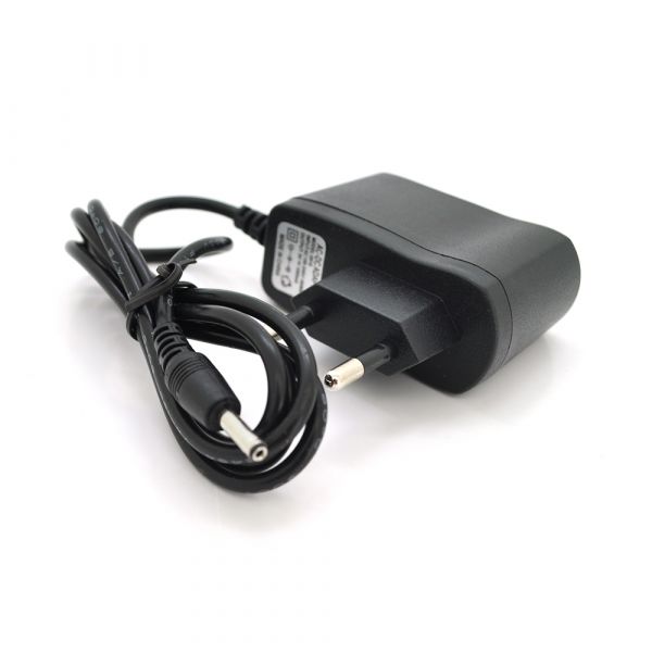 
					Імпульсний блок живлення XBS-0910 9В 1А (9Вт)  штекер 3.5/1.35  довжина 0,5 м Q100