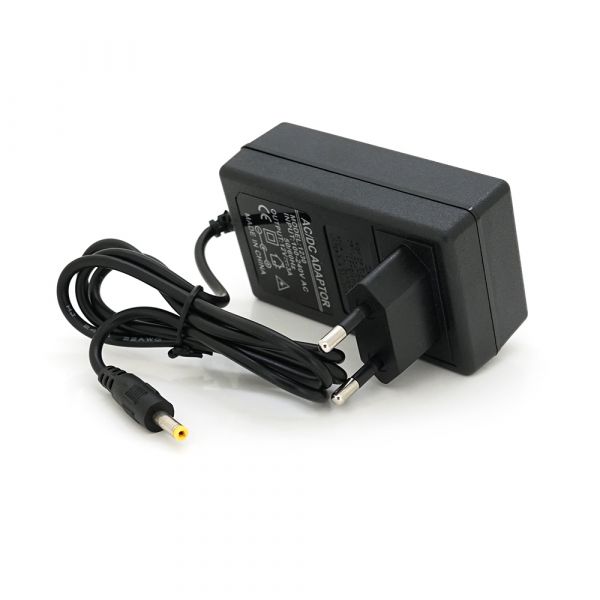 
					Імпульсний адаптер живлення XS-1230 12В 3А (36Вт) штекер 4.0/1.7, довжина 0,9м