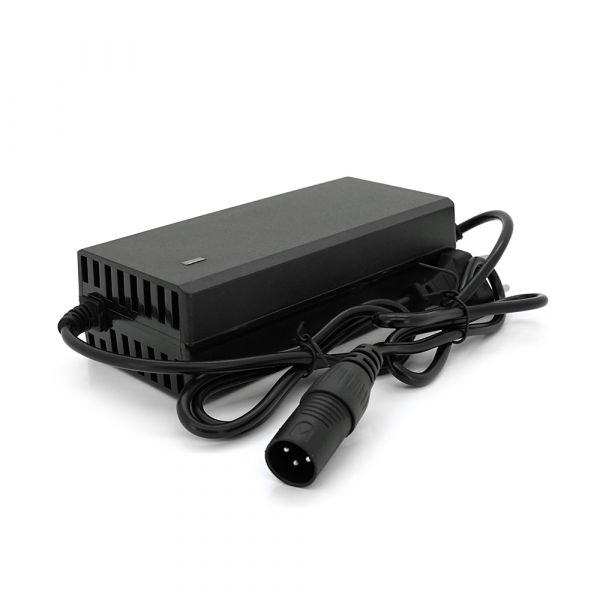 
					Зарядний пристрій для літієвих акумуляторів 48V 2A+ кабель живлення, довжина 1,20м, штекер 3pin, BOX