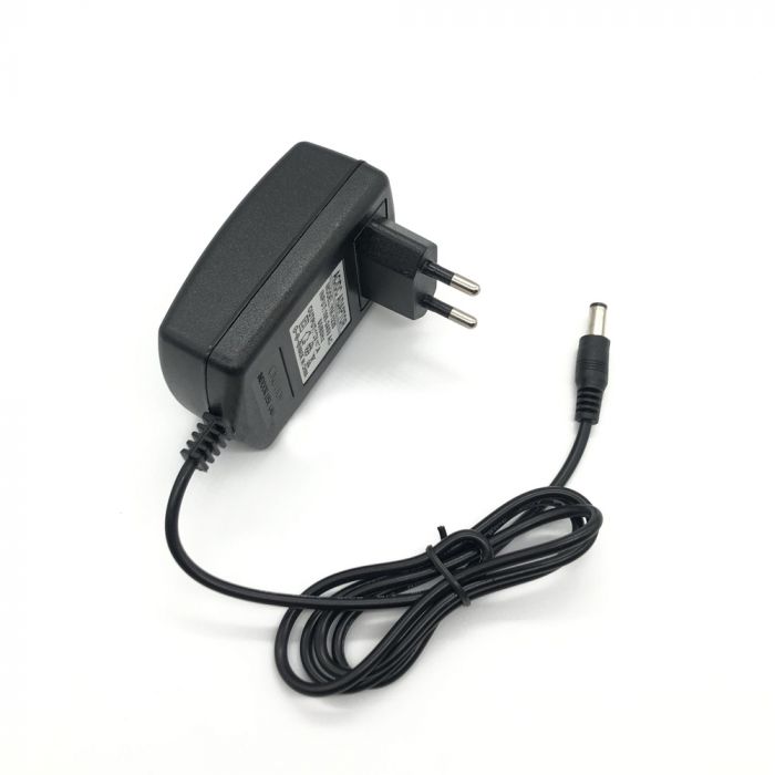 
					Імпульсний адаптер живлення YM-0830 8V 3А (24Вт) штекер 5.5 / 2.5 довжина 0,9 м