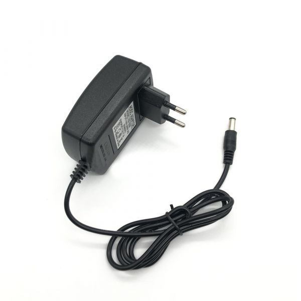 
					Імпульсний адаптер живлення YM-1530 15V 3А (45Вт) штекер 5.5 / 2.5 довжина 0,9 м