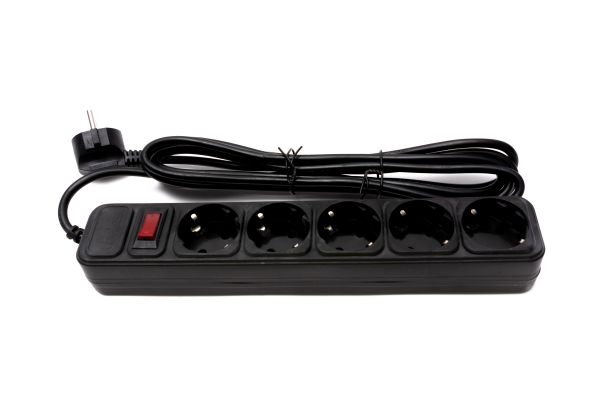 
					Мережевий фільтр PROLOGIX 075P5-30B, 220В 10А, 5 розеток, 3м, чорний, коробка Q30