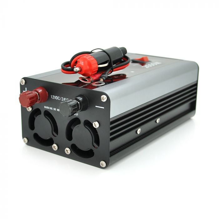 
					Інвертор напруги AEV2600W, 12/220V з апроксимованою синусоїдою, 2 універсальні розетки, 2*USB (DC:5V/2.4A), крокодили + прикурювач