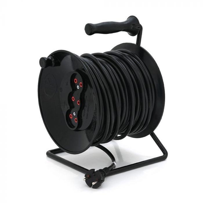 
					Подовжувач на котушці RITAR VN 40м (ПВС 2*1,5), 3 гнізда без контакту, контактна група - латунь, до 3кВт