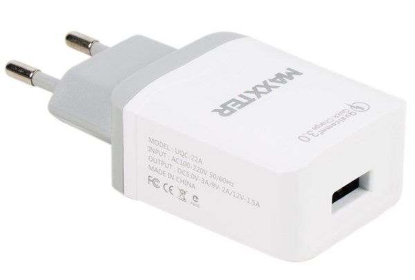 Зарядний пристрій USBMaxxter UUQC-22A  (швидкісна зарядка Qualcomm) 5V/3A-9V/2A-12V/1.5A