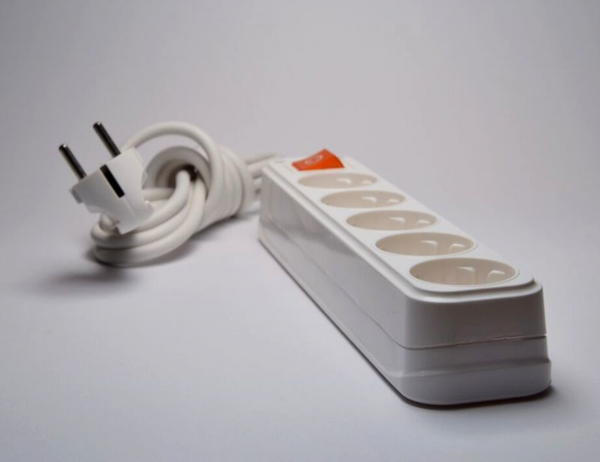 Profitec удлинитель 5 гн. с заземлением и выключателем 3м