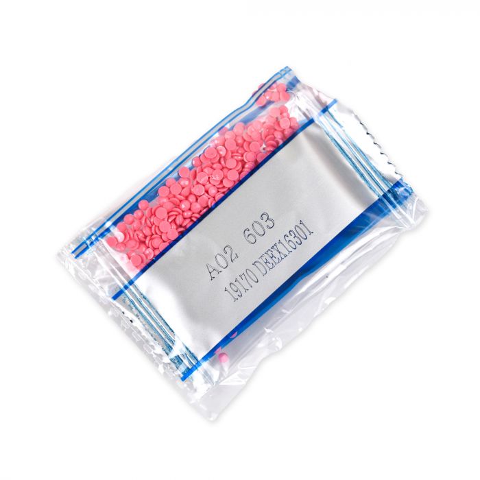 Алмазна мозаїка Strateg ПРЕМІУМ Жирафова казка розміром 30х30 не повна викладка (DEEX16306)